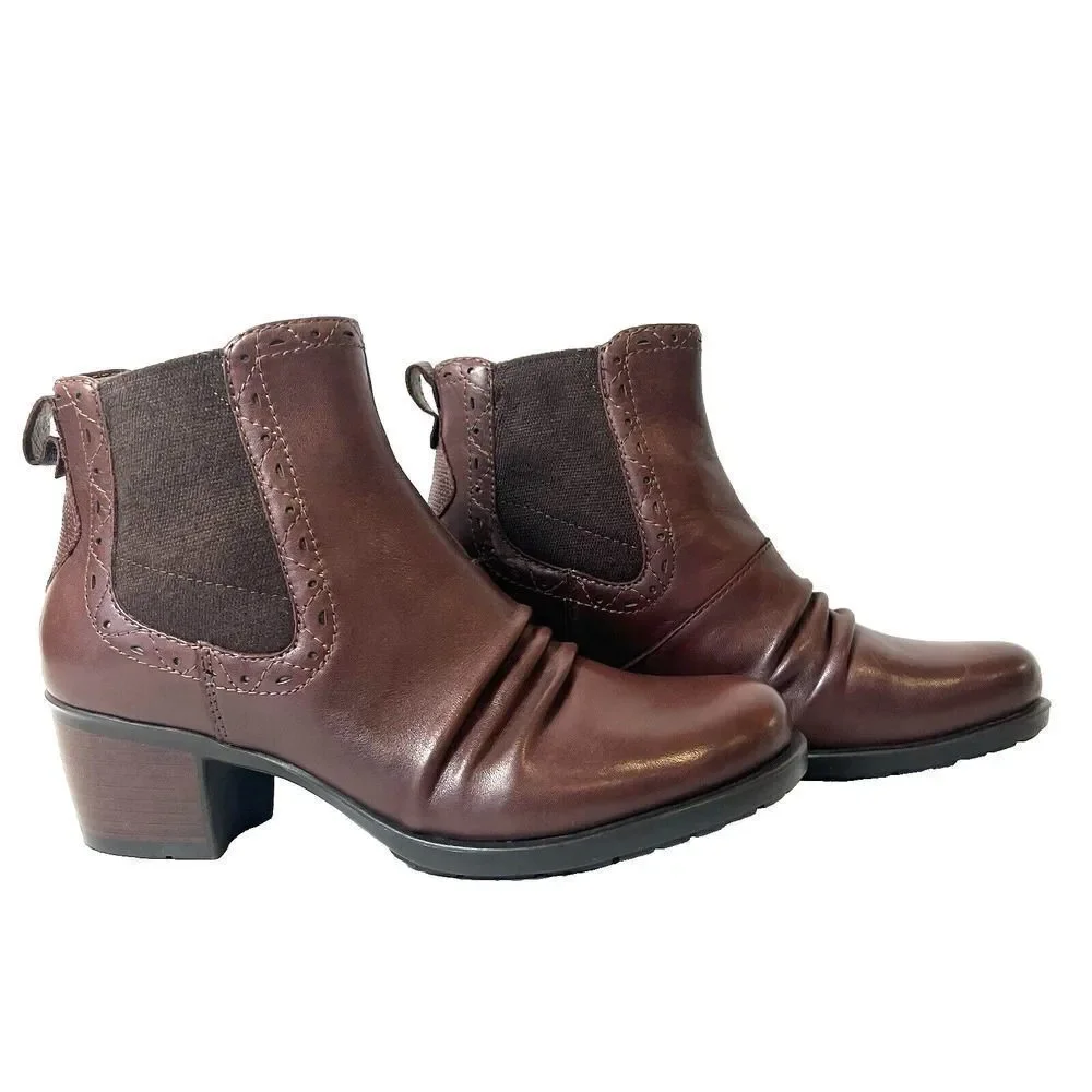 EARTH Bootie Womens Sz 7 M Brown Leather Pull On Comfort Casual Ankle Heel Boots